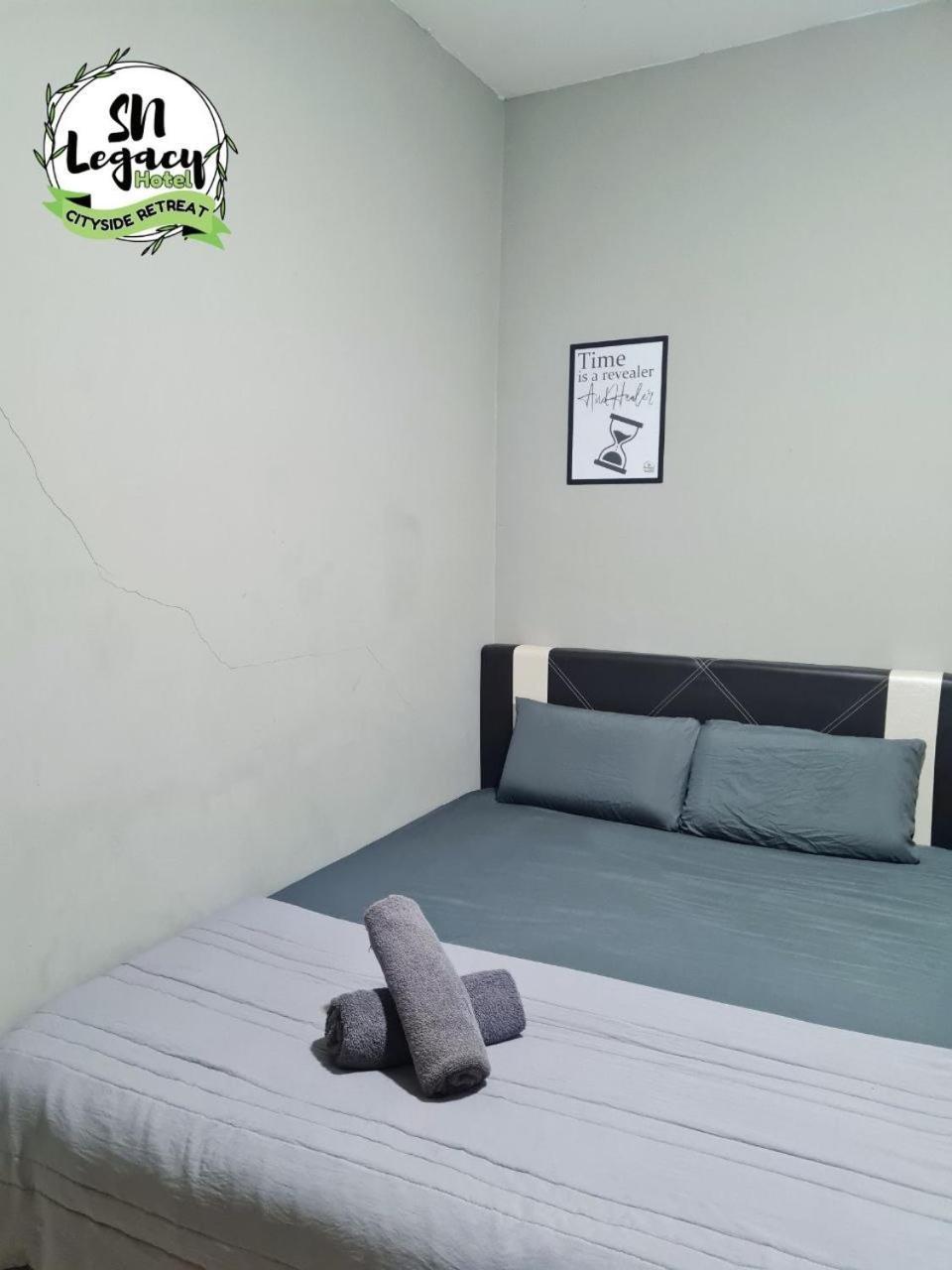 Hotel Sn Legacy كُوالا تيرينغانو المظهر الخارجي الصورة