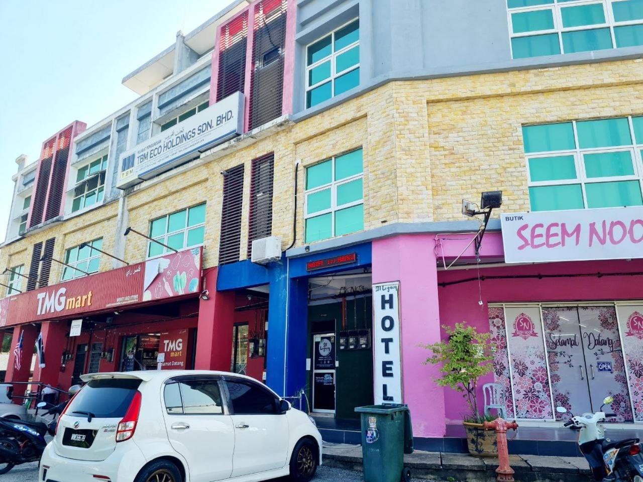Hotel Sn Legacy كُوالا تيرينغانو المظهر الخارجي الصورة